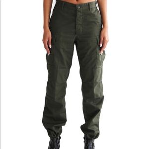 New, never work Local European Cargo Pants